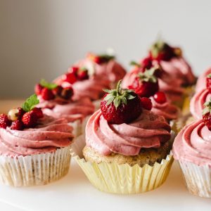 Strawberry Topped Mini Cupcake (3 Pieces)